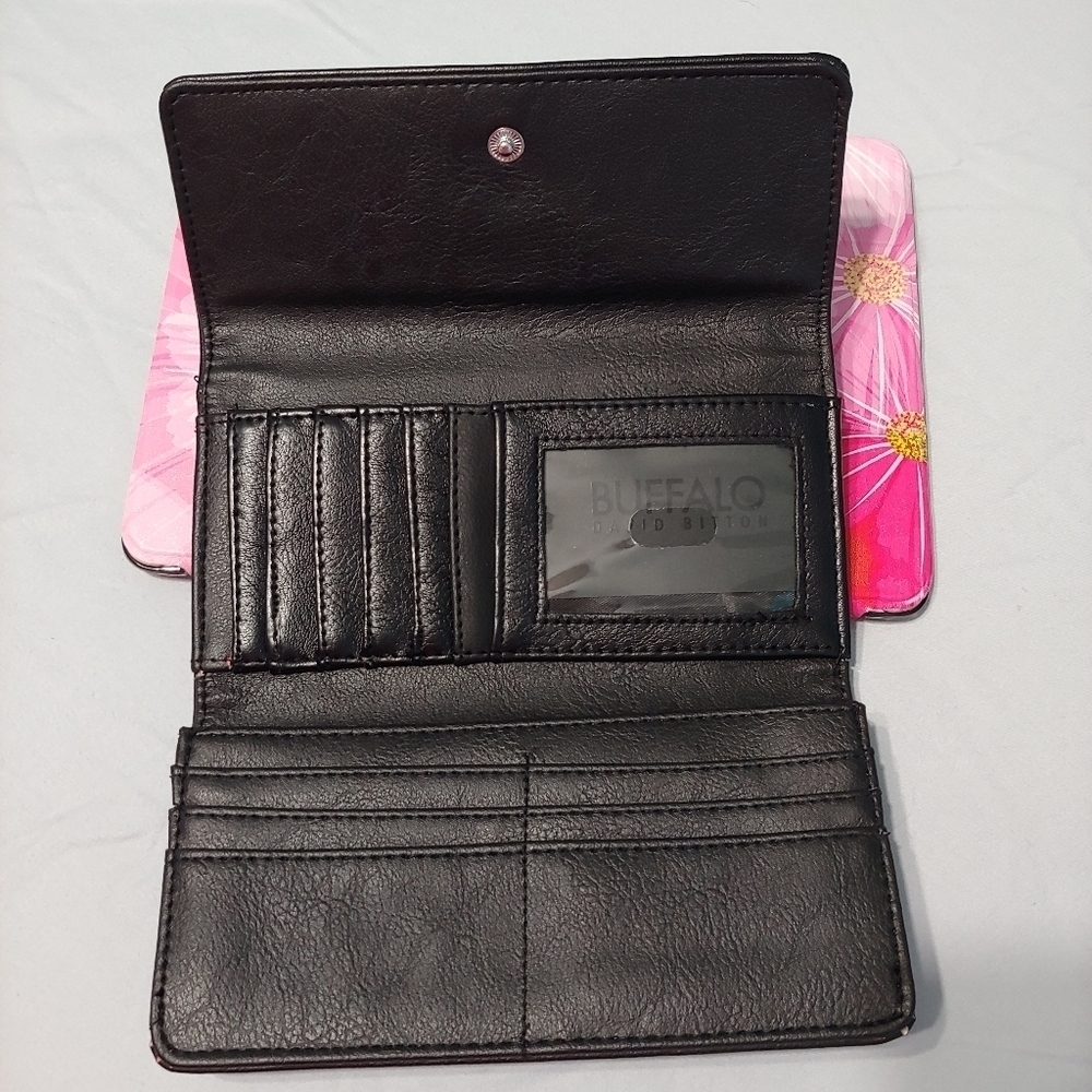 Buffalo David Bitton Wallet - Picture 3 of 5